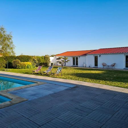 Ty Grain De Sel : Logement Privatif Avec Piscine, Jardin Et Patio Chauvé Exterior foto