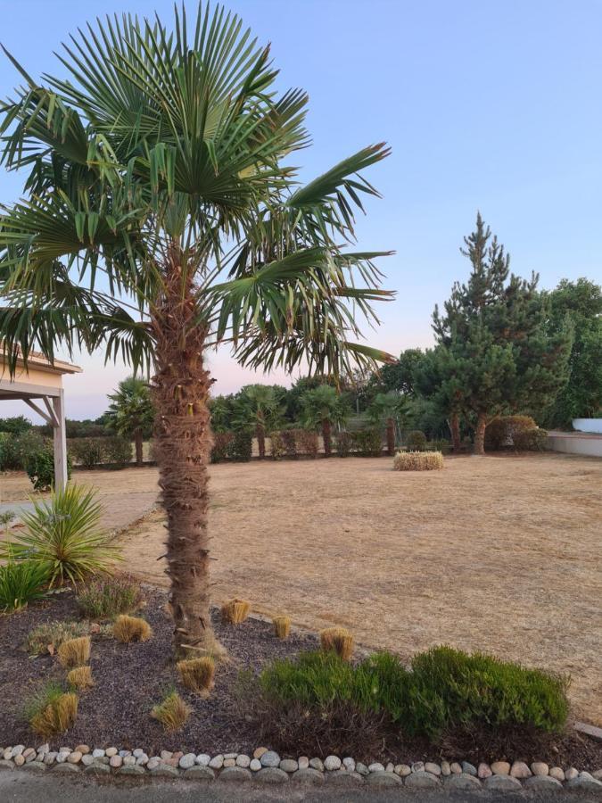 Ty Grain De Sel : Logement Privatif Avec Piscine, Jardin Et Patio Chauvé Exterior foto