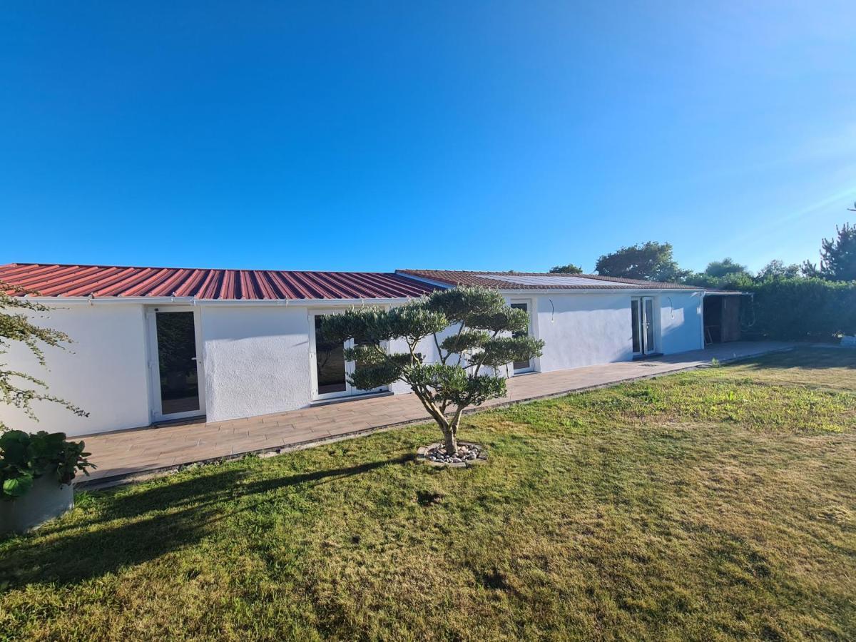 Ty Grain De Sel : Logement Privatif Avec Piscine, Jardin Et Patio Chauvé Exterior foto